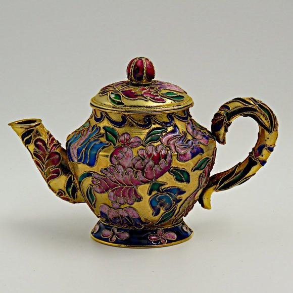 Vintage Small Cloisonné Hand-Painted and Enamel Gold Gilt Teapot and Lid - Picture 2 of 9